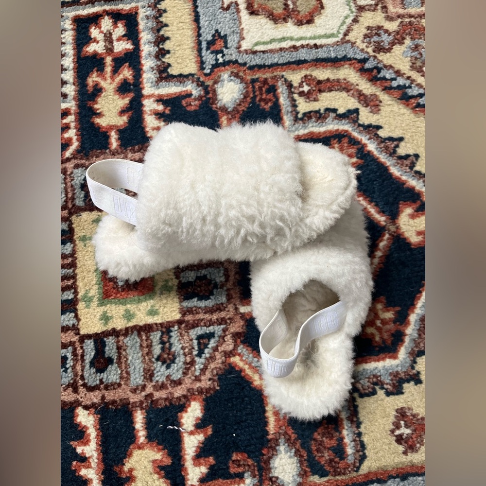 UGG fluff yeah slide sandals white size 5